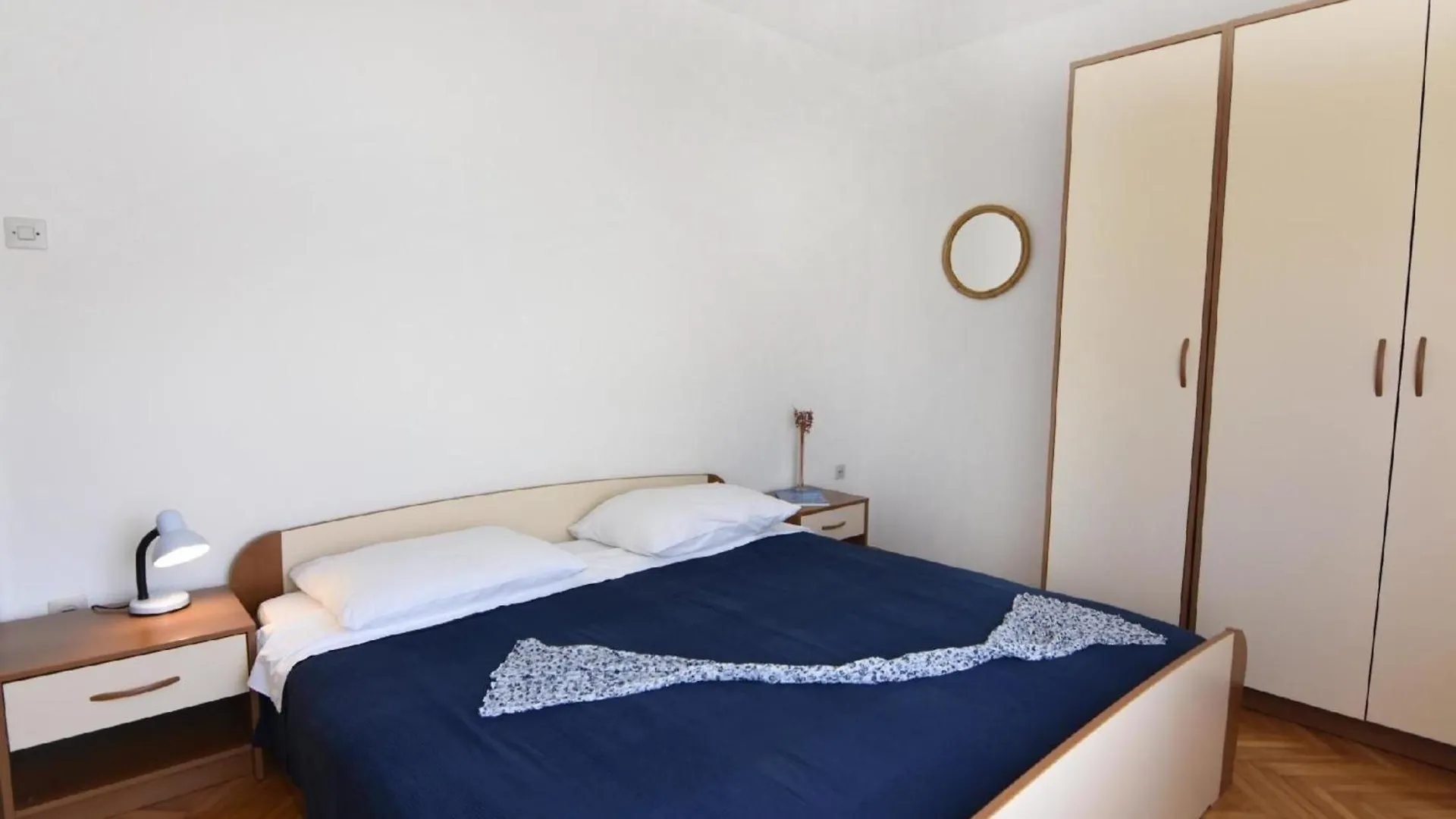 Geraeumige Unterkunft In Punta Umag In Strandnaehe アパート